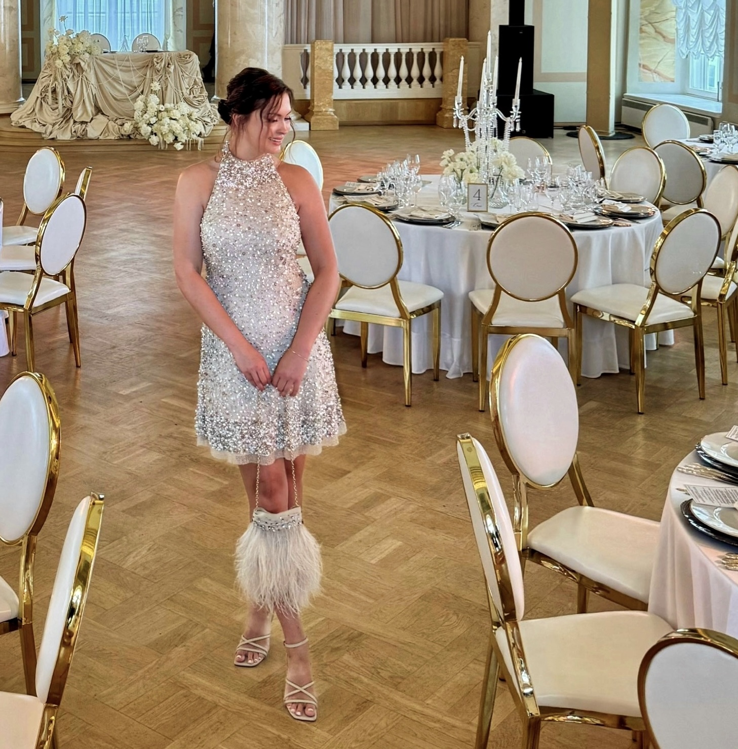 Adrianna Papell короткое золотое